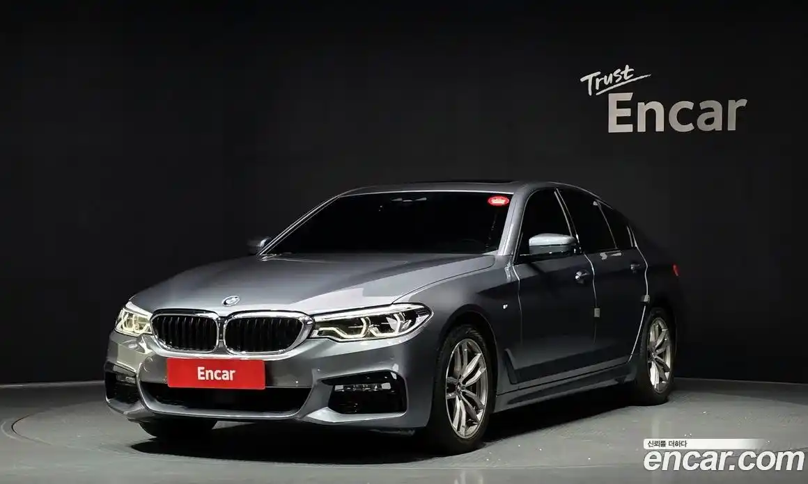BMW 5-Series 2017 2.0 гидро в Москве № 1193205, фото 1
