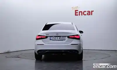 Mercedes-Benz A-Class 2025 2.0 Автомат в Москве № 1193568, миниатюра 4