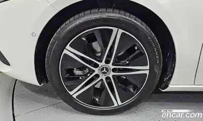 Mercedes-Benz A-Class 2025 2.0 Автомат в Москве № 1193568, миниатюра 5