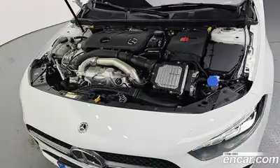 Mercedes-Benz A-Class 2025 2.0 Автомат в Москве № 1193568, миниатюра 6