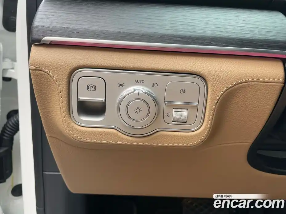 Mercedes-Benz GLE-Class 2025 3.0 Автомат в Москве № 1193588, фото 12