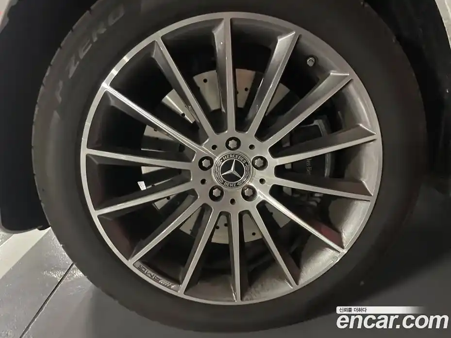 Mercedes-Benz GLE-Class 2025 3.0 Автомат в Москве № 1193588, фото 17