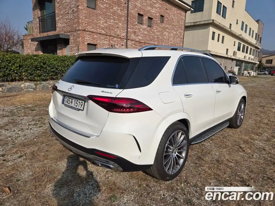 Mercedes-Benz GLE-Class 2025 3.0 Автомат в Москве № 1193588, фото 4