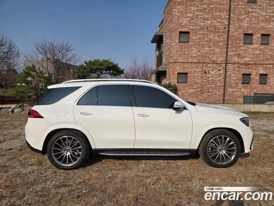 Mercedes-Benz GLE-Class 2025 3.0 Автомат в Москве № 1193588, фото 5