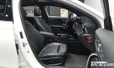 Mercedes-Benz A-Class 2022 2.0 Автомат в Москве № 1193910, миниатюра 11