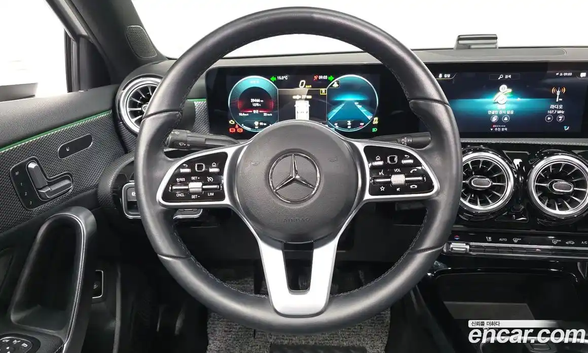 Mercedes-Benz A-Class 2022 2.0 Автомат в Москве № 1193910, фото 14