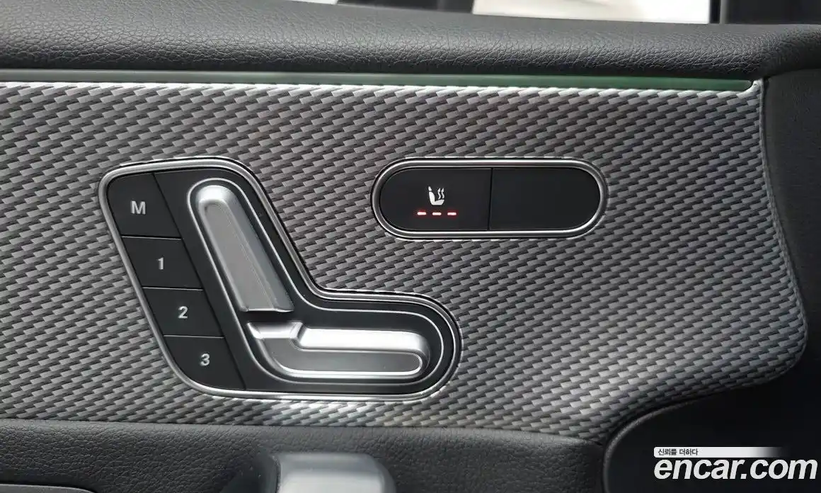 Mercedes-Benz A-Class 2022 2.0 Автомат в Москве № 1193910, фото 17