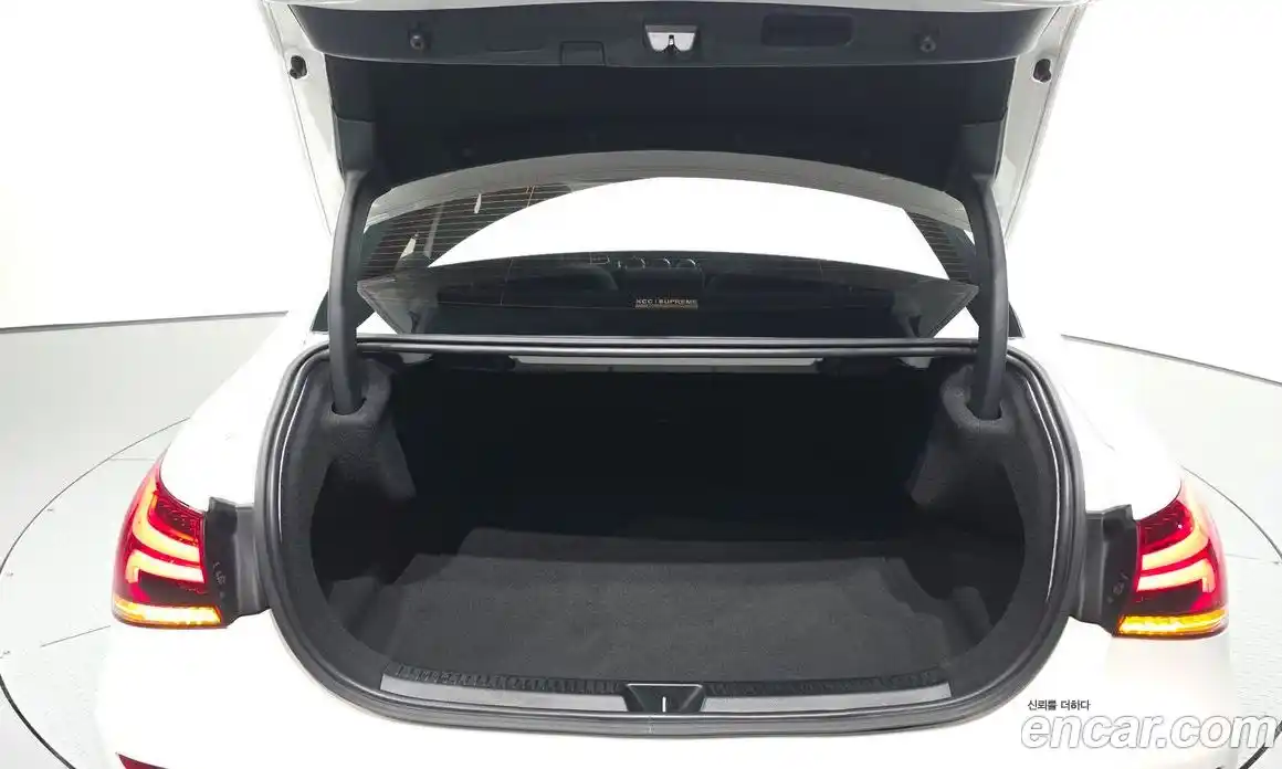 Mercedes-Benz A-Class 2022 2.0 Автомат в Москве № 1193910, фото 20