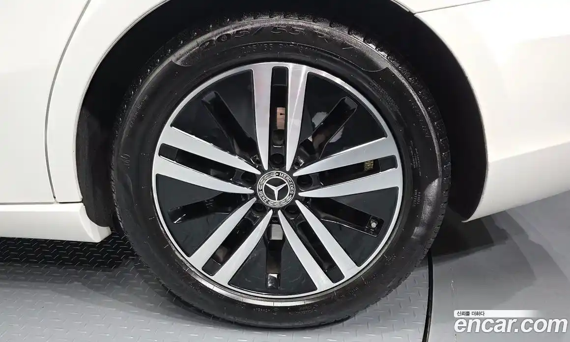 Mercedes-Benz A-Class 2022 2.0 Автомат в Москве № 1193910, фото 5