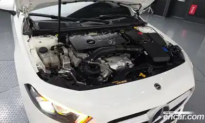 Mercedes-Benz A-Class 2022 2.0 Автомат в Москве № 1193910, миниатюра 6