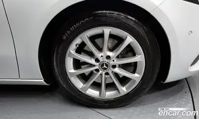 Mercedes-Benz A-Class 2020 2.0 Автомат в Москве № 1193936, миниатюра 5