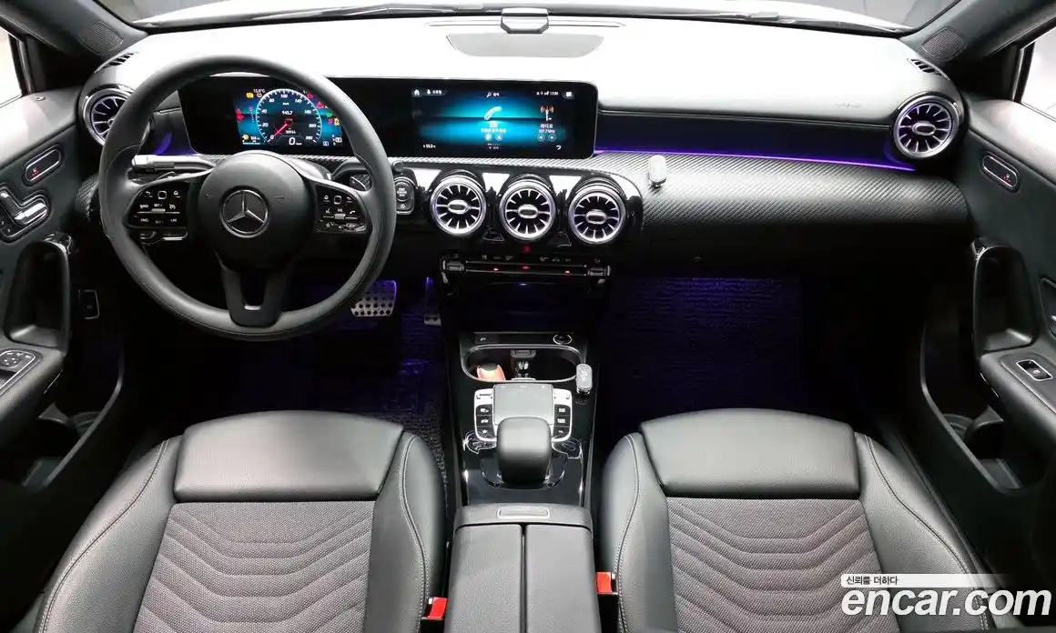 Mercedes-Benz A-Class 2020 2.0 Автомат в Москве № 1193936, фото 7