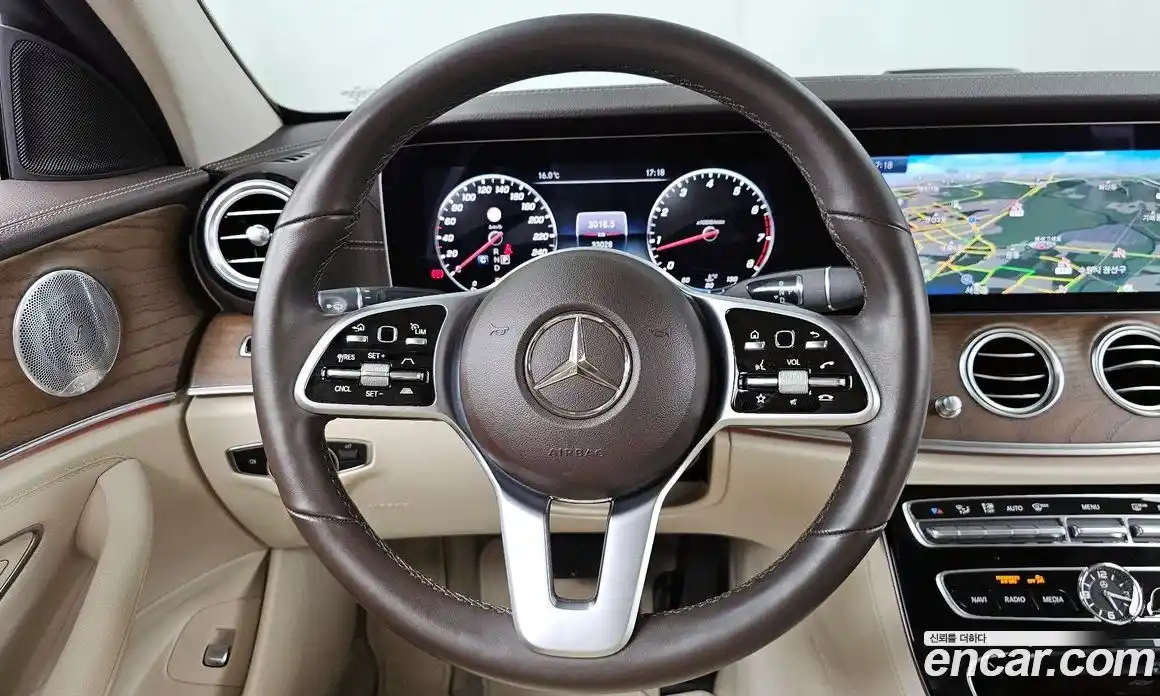Mercedes-Benz E-Class 2020 2.0 гидро в Москве, фото 13