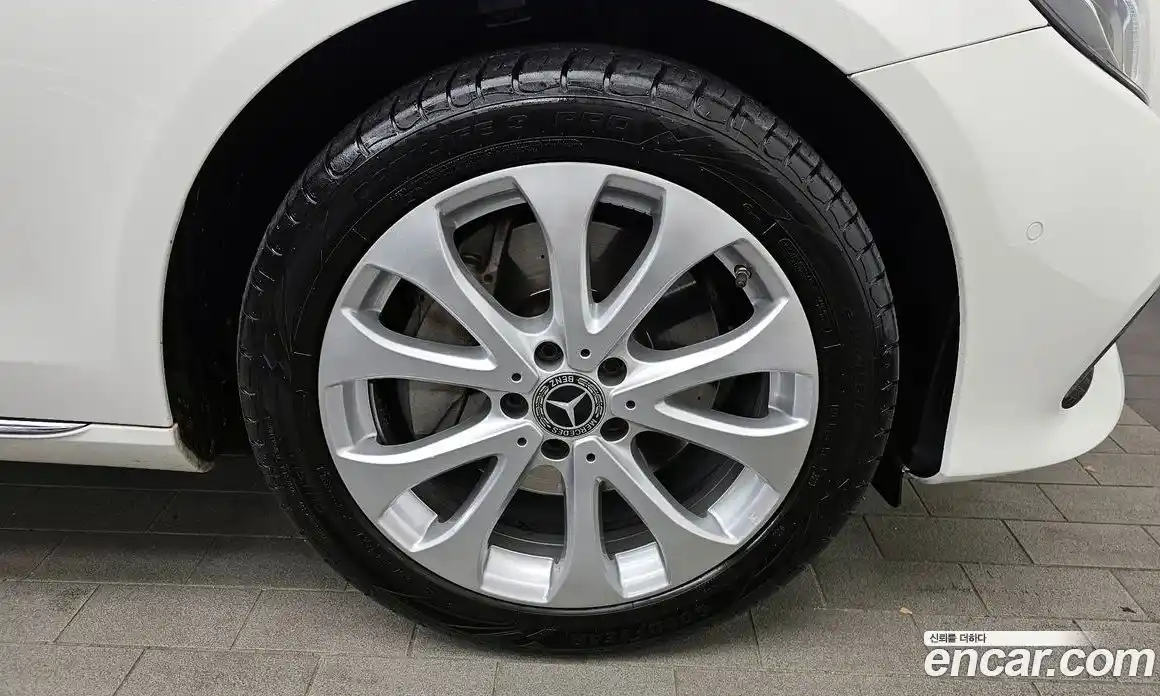 Mercedes-Benz E-Class 2020 2.0 гидро в Москве, фото 5
