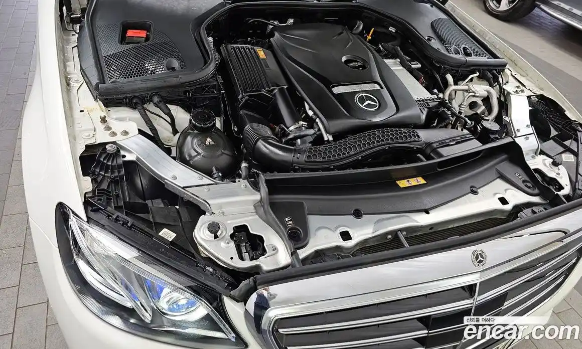 Mercedes-Benz E-Class 2020 2.0 гидро в Москве, фото 6