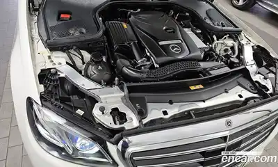 Mercedes-Benz E-Class 2020 2.0 гидро в Москве, миниатюра 6
