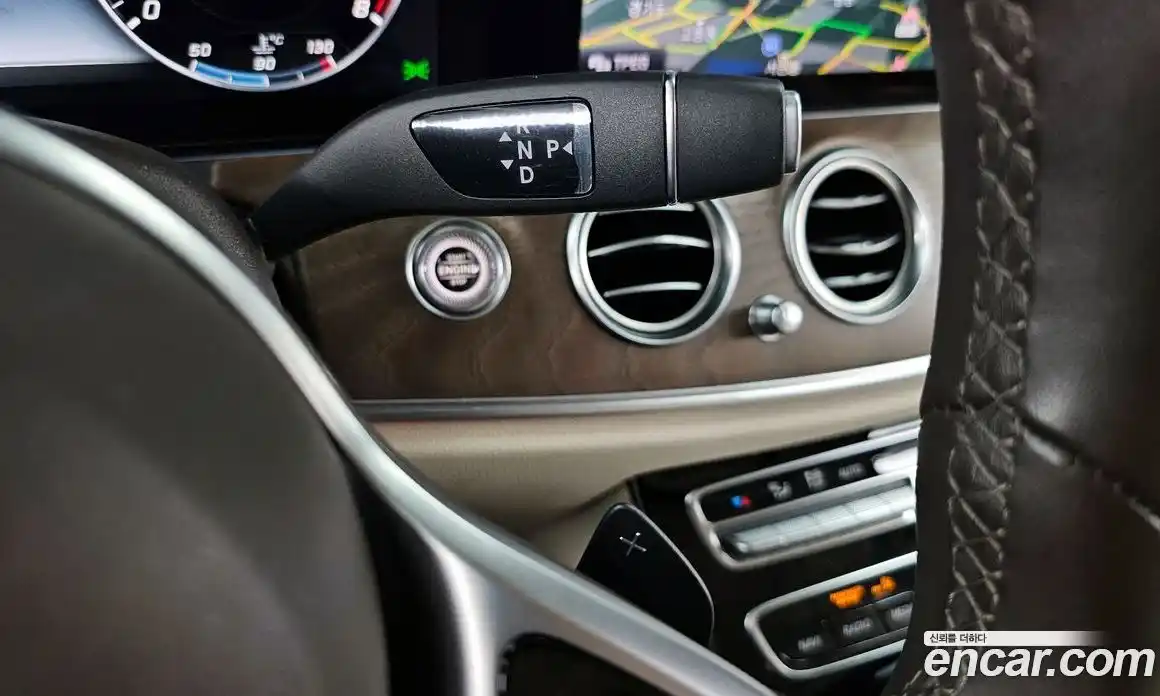 Mercedes-Benz E-Class 2020 2.0 гидро в Москве, фото 9