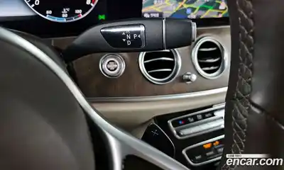 Mercedes-Benz E-Class 2020 2.0 гидро в Москве, миниатюра 9