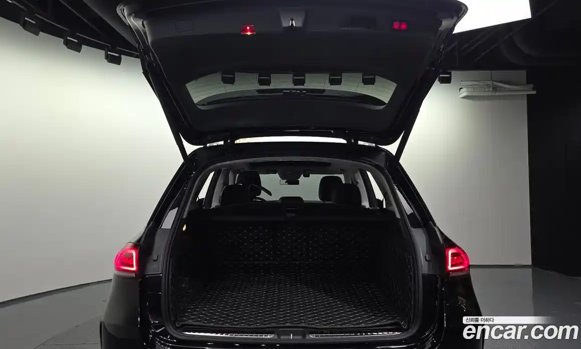 Mercedes-Benz GLE-Class 2020 3.0 Автомат в Москве № 1194379, фото 20