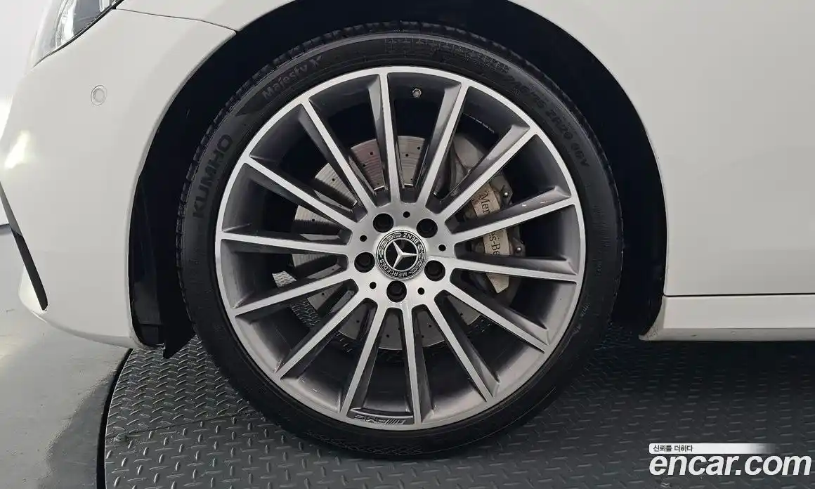 Mercedes-Benz E-Class 2022 2.0 гидро в Москве, фото 5