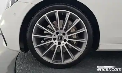 Mercedes-Benz E-Class 2022 2.0 гидро в Москве, миниатюра 5