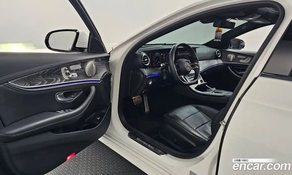 Mercedes-Benz E-Class 2022 2.0 гидро в Москве, фото 10