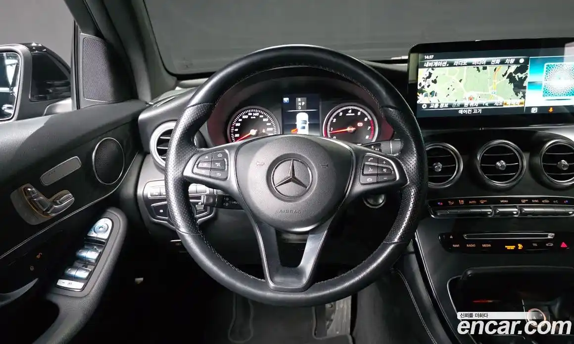 Mercedes-Benz GLC-Class 2019 2.0 Автомат в Москве № 1194556, фото 12