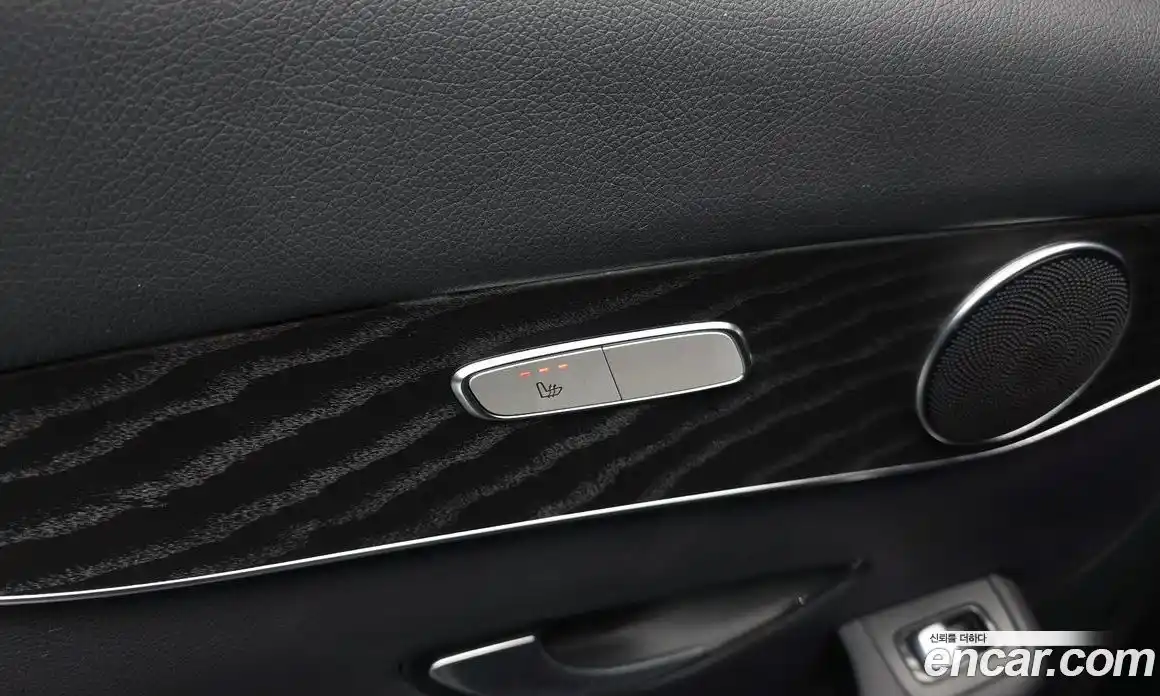 Mercedes-Benz GLC-Class 2019 2.0 Автомат в Москве № 1194556, фото 18