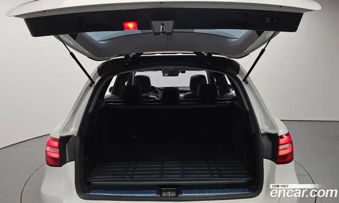 Mercedes-Benz GLC-Class 2019 2.0 Автомат в Москве № 1194615, фото 20