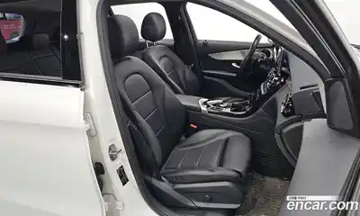 Mercedes-Benz GLC-Class 2019 2.0 Автомат в Москве № 1194615, миниатюра 10