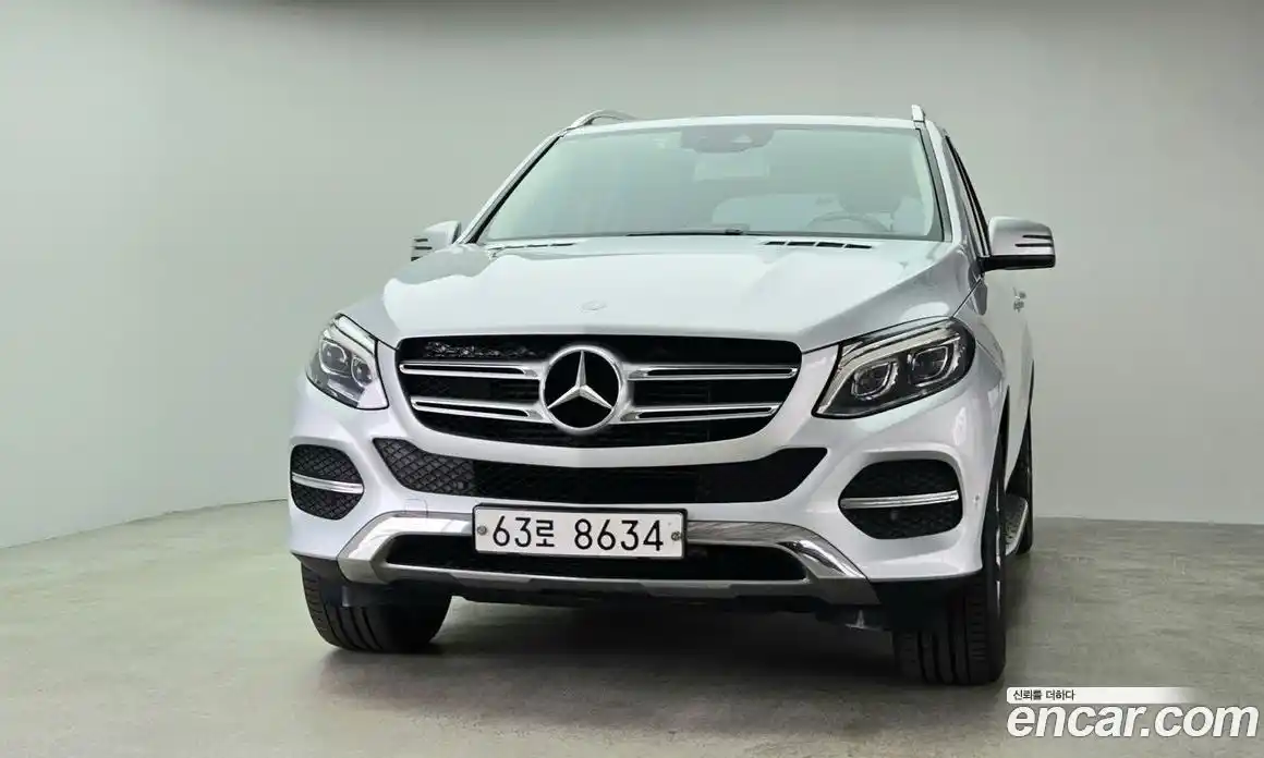 Mercedes-Benz GLE-Class 2016 2.1 Автомат в Москве № 1194657, фото 3