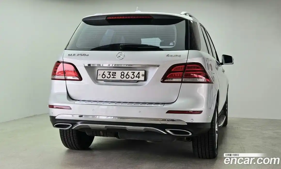 Mercedes-Benz GLE-Class 2016 2.1 Автомат в Москве № 1194657, фото 4