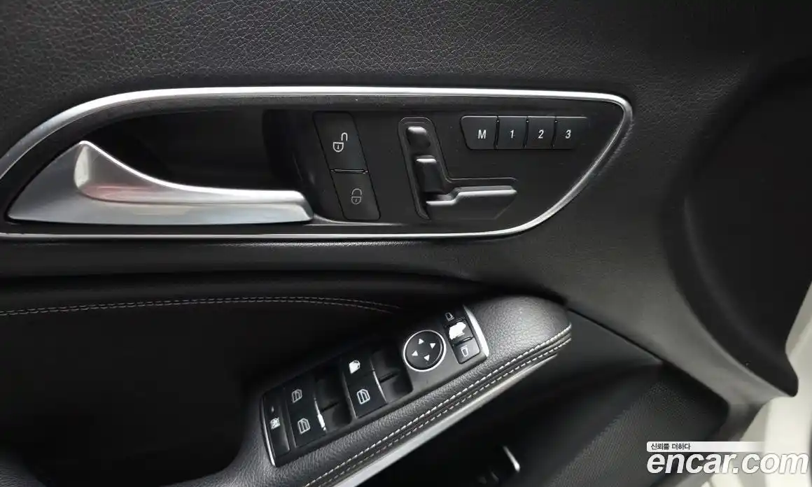 Mercedes-Benz CLA-Class 2015 2.1 Автомат в Москве № 1194680, фото 18