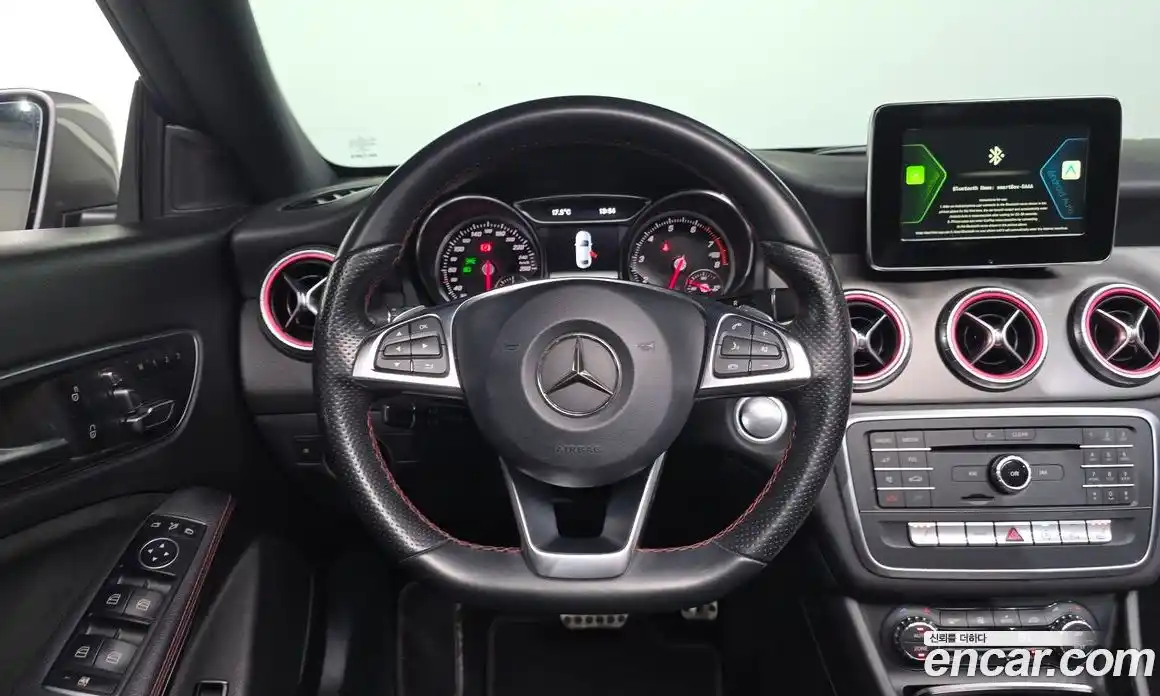 Mercedes-Benz CLA-Class 2018 2.0 Автомат в Москве № 1194767, фото 13