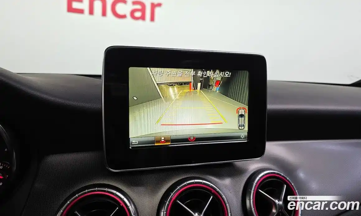 Mercedes-Benz CLA-Class 2018 2.0 Автомат в Москве № 1194767, фото 15