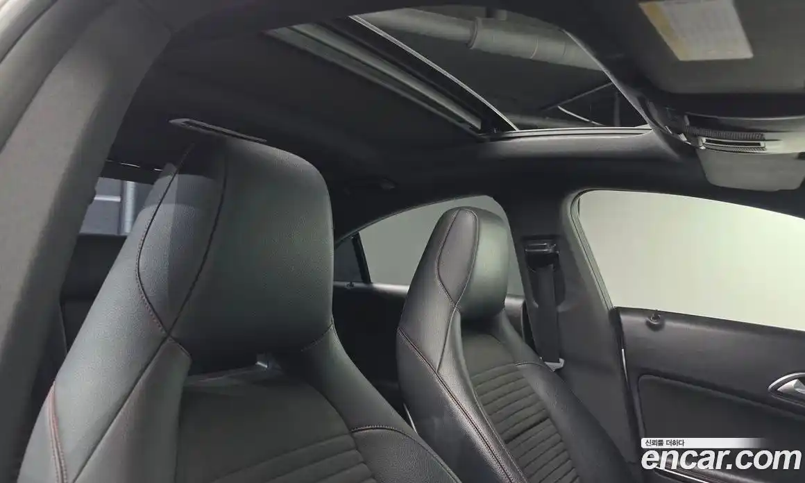 Mercedes-Benz CLA-Class 2018 2.0 Автомат в Москве № 1194767, фото 18