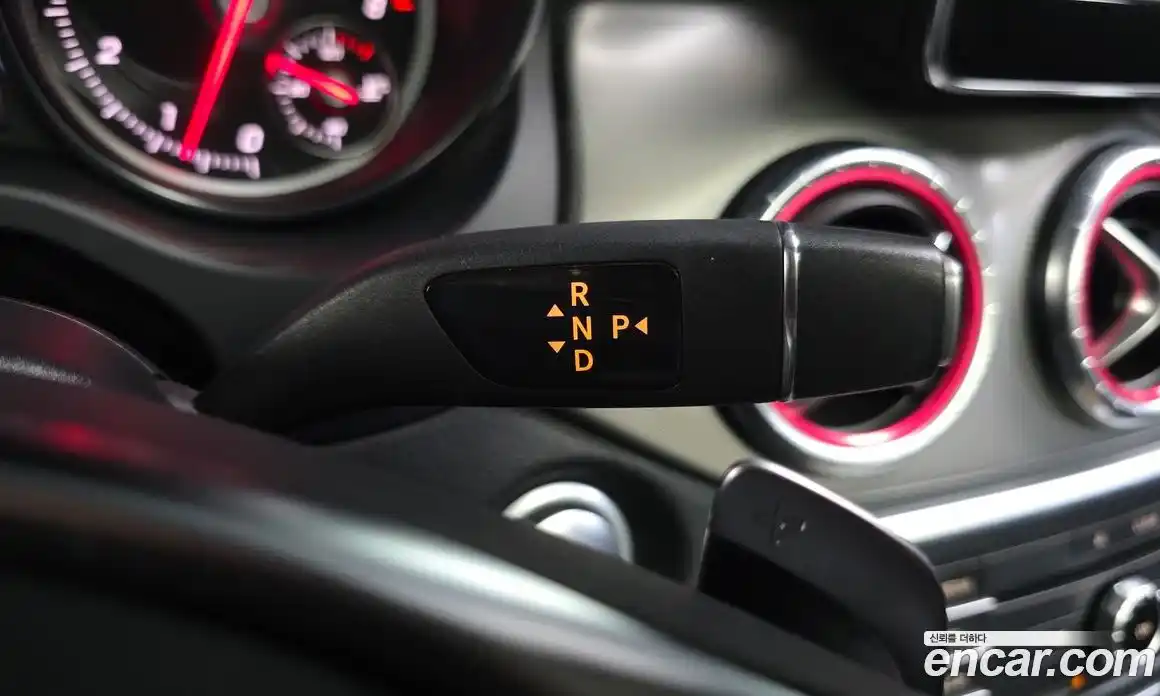 Mercedes-Benz CLA-Class 2018 2.0 Автомат в Москве № 1194767, фото 9