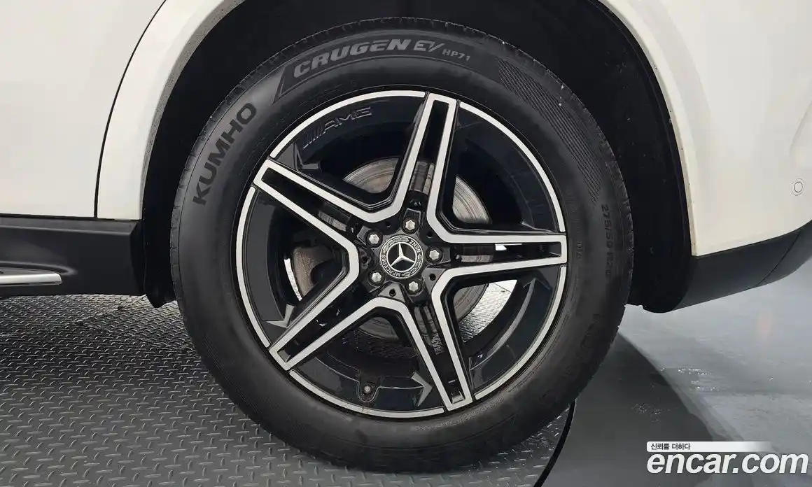 Mercedes-Benz GLE-Class 2021 3.0 Автомат в Москве № 1194770, фото 5