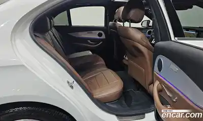 Mercedes-Benz E-Class 2020 2.0 Автомат в Москве № 1194828, миниатюра 12