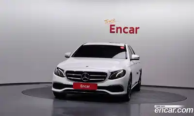 Mercedes-Benz E-Class 2020 2.0 Автомат в Москве № 1194828, миниатюра 3