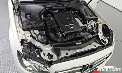 Mercedes-Benz E-Class 2020 2.0 Автомат в Москве № 1194828, миниатюра 6