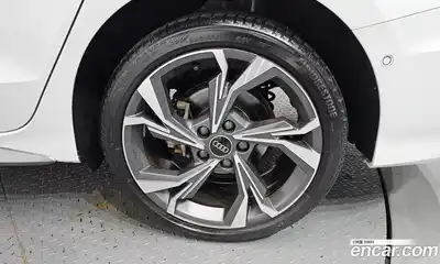 Audi A3 2023 2.0 гидро в Москве № 1194982, миниатюра 5