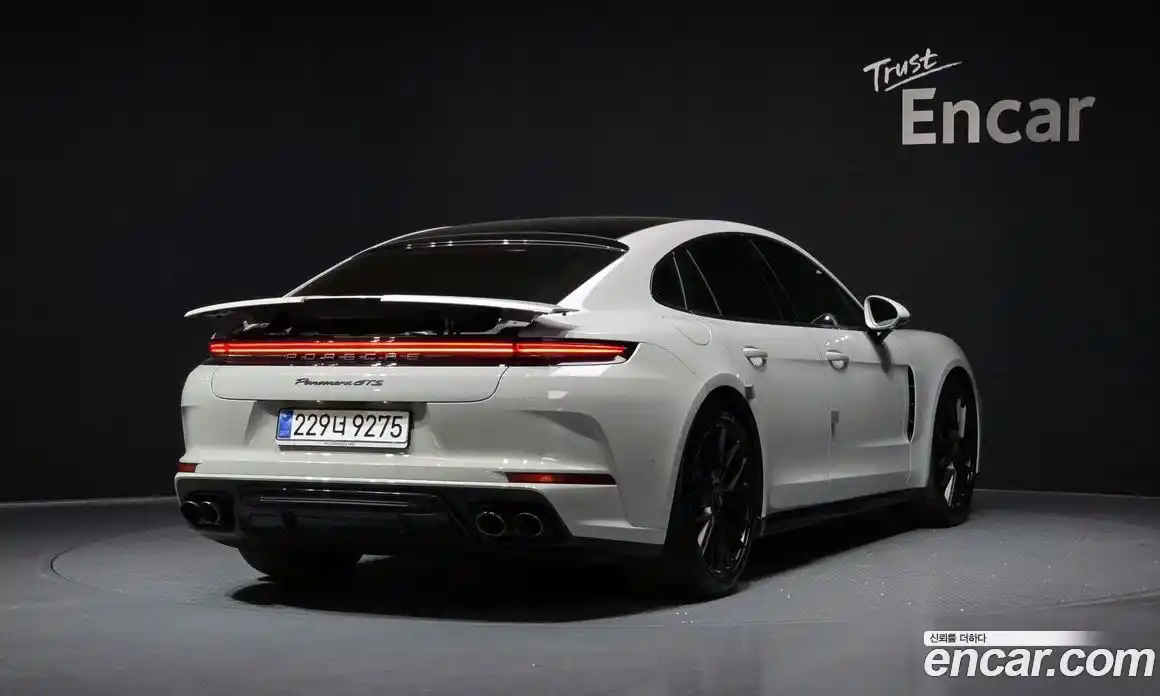 Porsche Panamera 2025 4.0 гидро в Москве № 1196055, фото 2