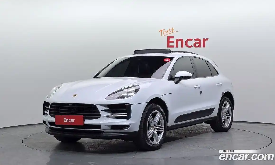 Porsche Macan 2019 2.0 гидро в Москве № 1196199, фото 1