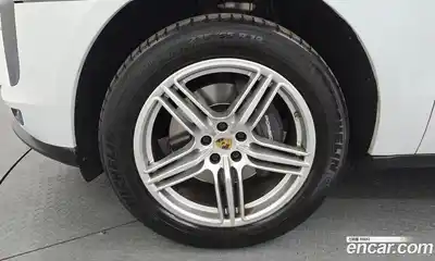 Porsche Macan 2019 2.0 гидро в Москве № 1196199, миниатюра 5