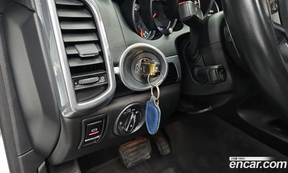 Porsche Cayenne 2015 3.0 гидро в Москве № 1196333, фото 18