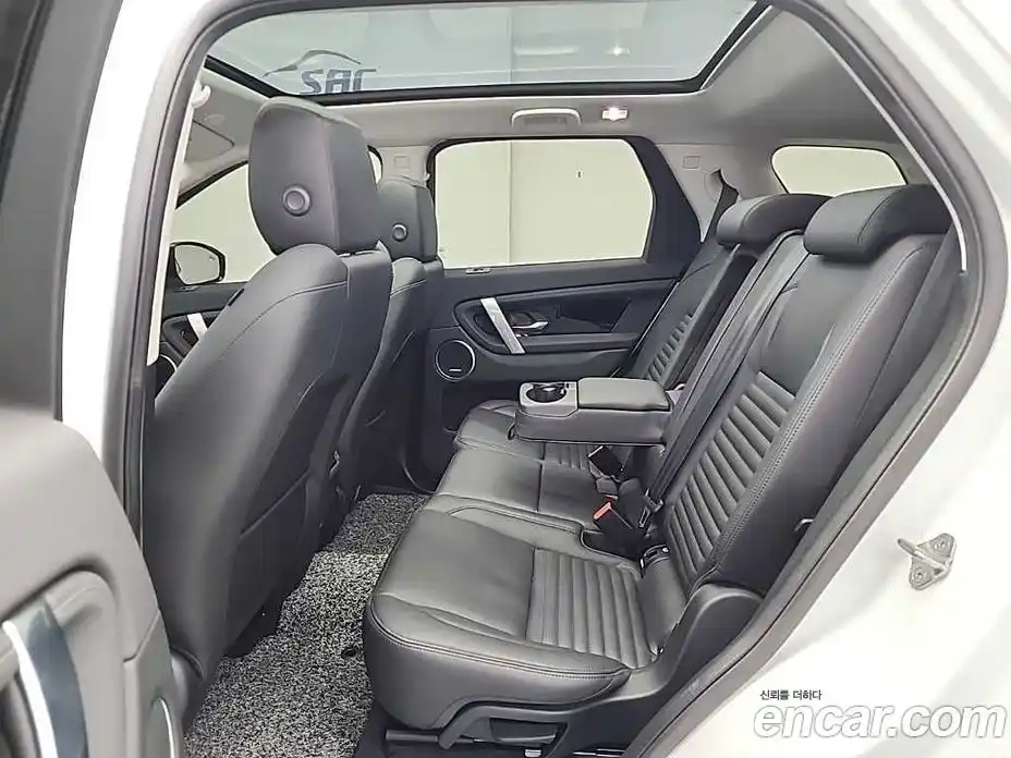 Land Rover Discovery Sport 2021 2.0 гидро в Москве № 1196631, фото 12