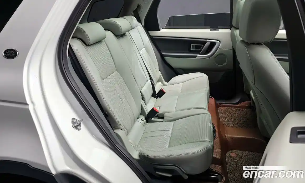 Land Rover Discovery Sport 2018 2.0 гидро в Москве № 1196662, фото 12