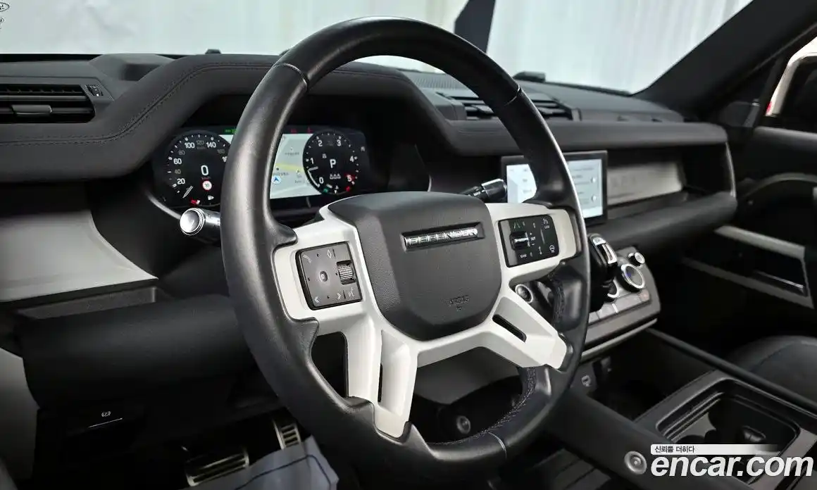 Land Rover Defender 2021 3.0 гидро в Москве № 1196668, фото 13