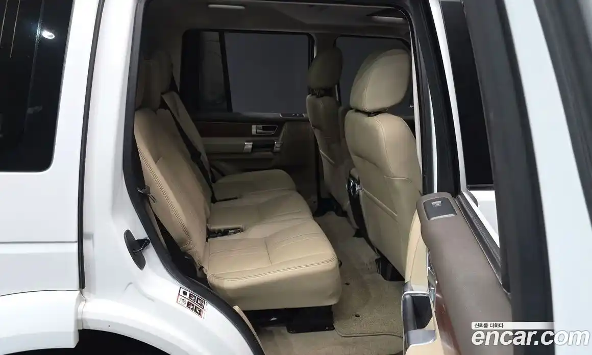 Land Rover Discovery 2016 3.0 гидро в Москве № 1196690, фото 12